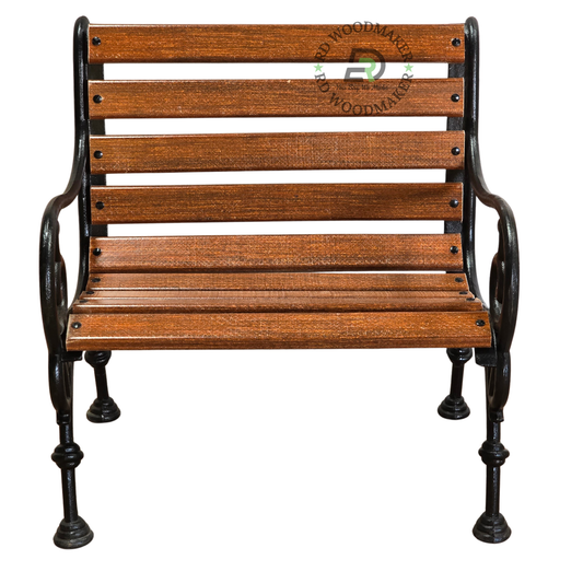 CLASSIC WOODEN SLAT GARDEN ARMCHAIR WITH CAST METAL FRAME