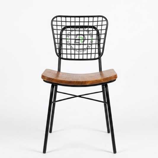 INDUSTRIAL WIRE-GRID DINING CHAIR WITH CURVED WOODEN SEAT