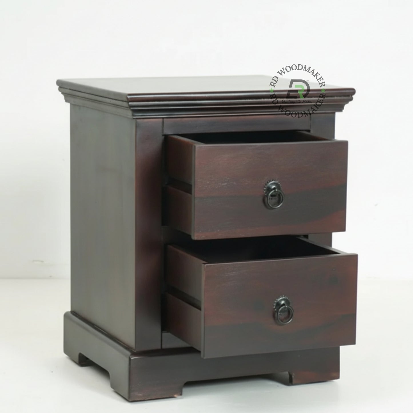 CLASSIC ESPRESSO BEDSIDE