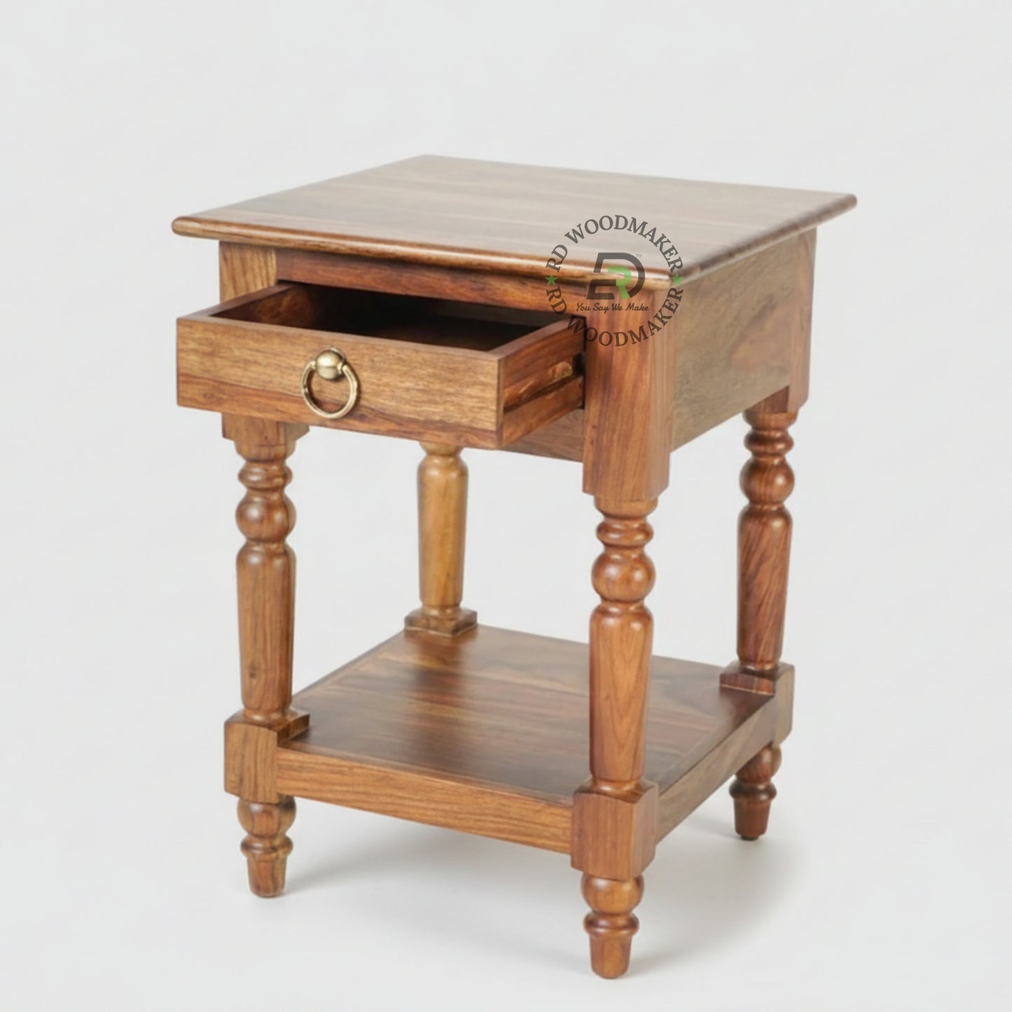 HERITAGE SPINDLE BEDSIDE