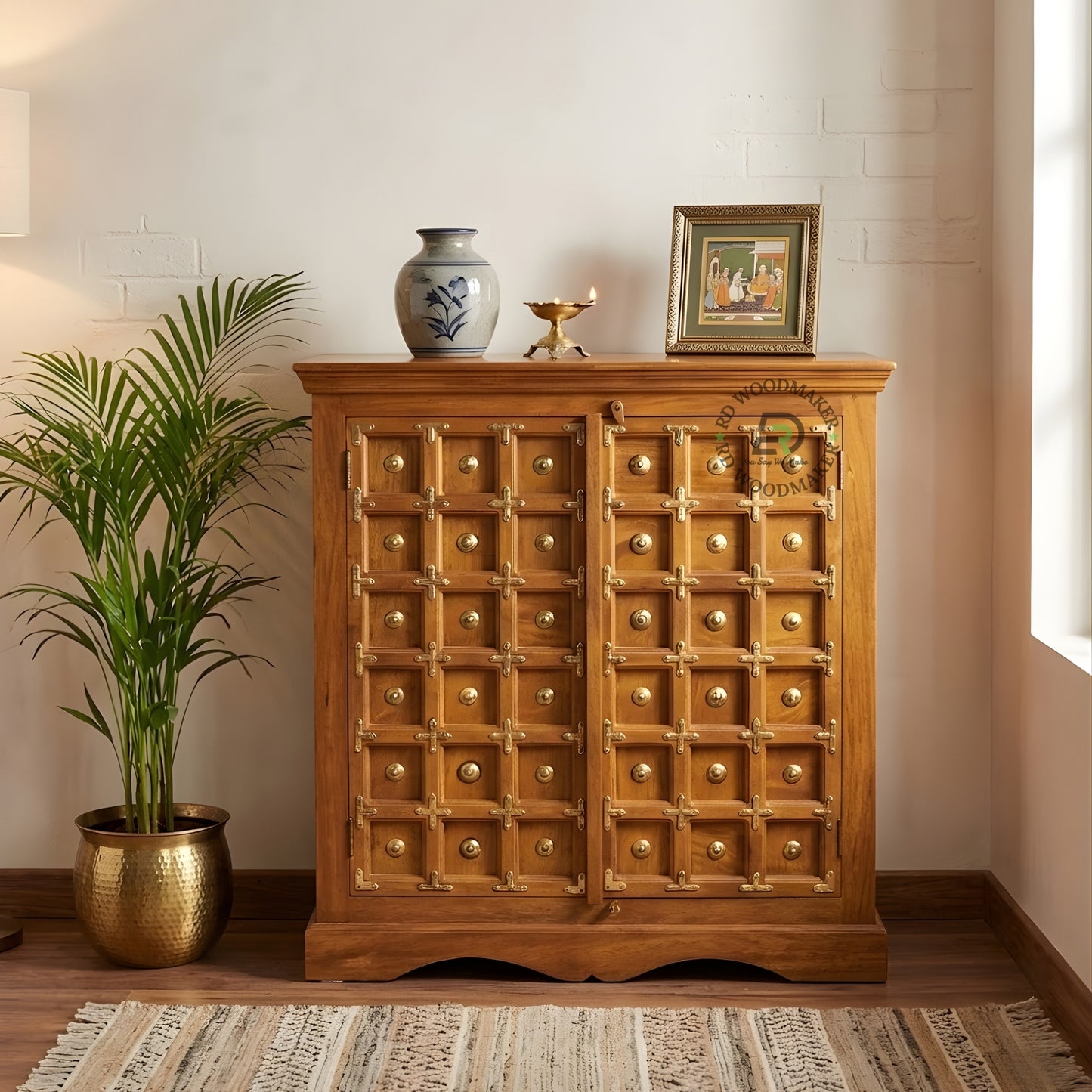 ROYAL BRASS STUDDED WOODEN CABINET