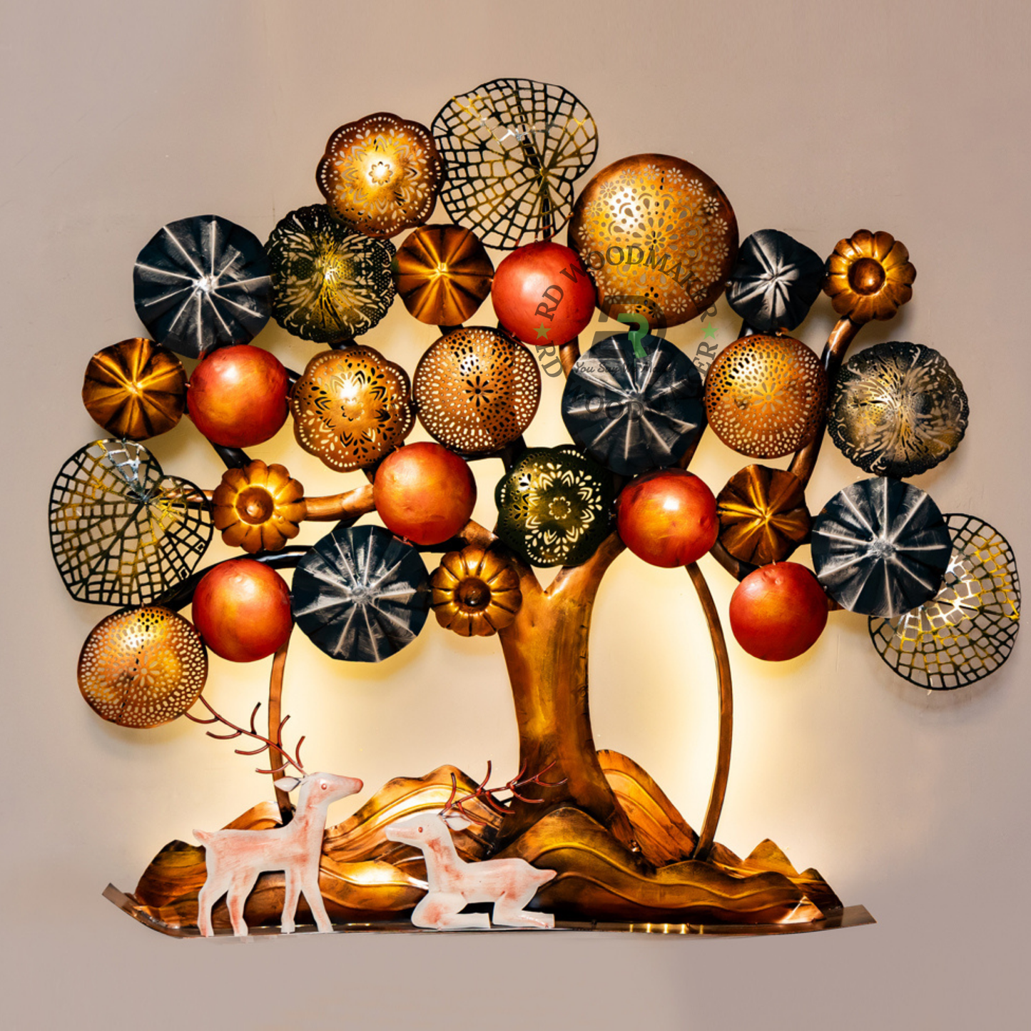 MODERN METALLIC TREE WALL DECOR