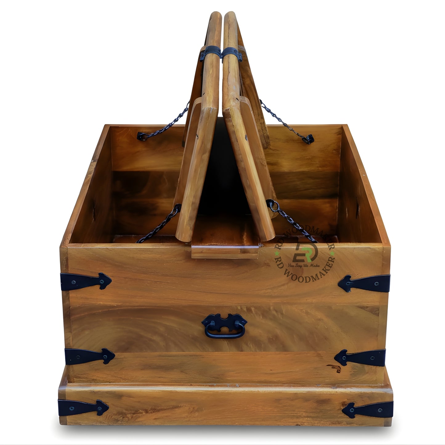 CLASSIC SOLID WOOD STORAGE TRUNK WITH METAL BRACKETS AND LOCK